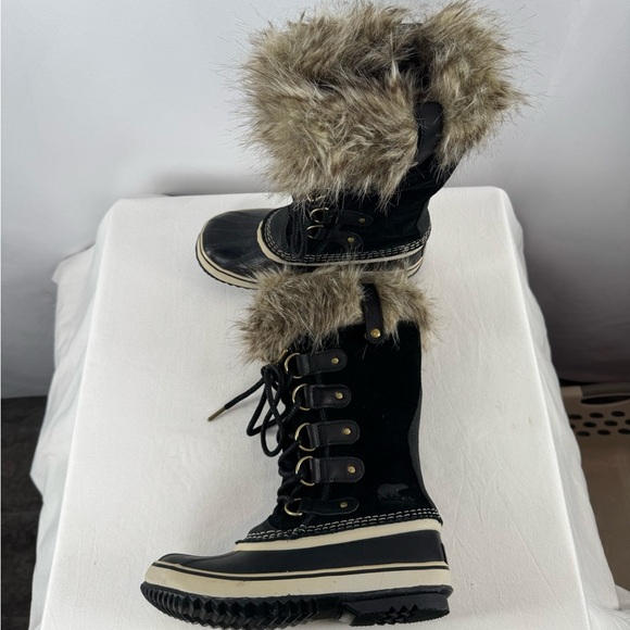 Sorel Joan of Arctic Waterproof Boot in Black Size 6.5 - Picture 2 of 9